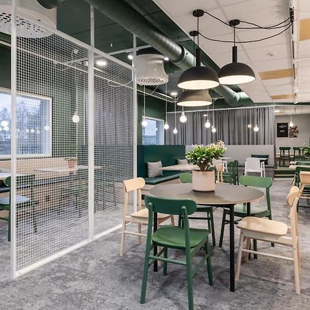 Greenstar Hotel Вааса Экстерьер фото