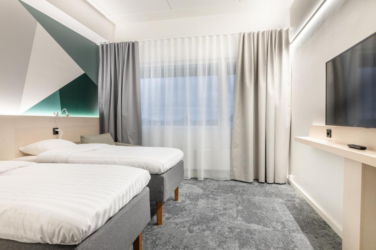 Greenstar Hotel Вааса Экстерьер фото