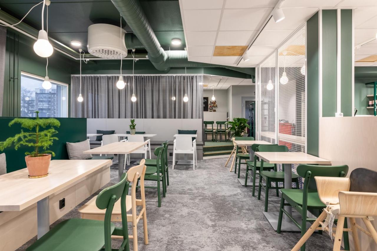 Greenstar Hotel Вааса Экстерьер фото