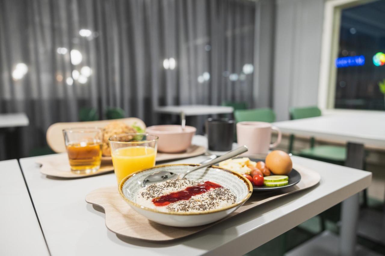 Greenstar Hotel Вааса Экстерьер фото
